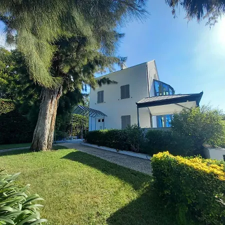 вилла айсберг Liguria Mare فيلة