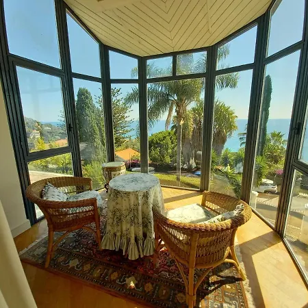 вилла айсберг Liguria Mare أوسبيداليتي