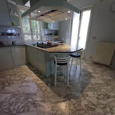 فيلة вилла айсберг Liguria Mare