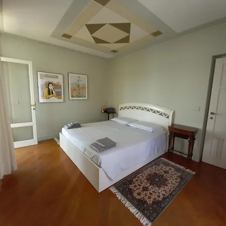 Villa вилла айсберг Liguria Mare Ospedaletti