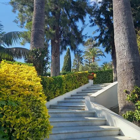вилла айсберг Liguria Mare Villa Ospedaletti