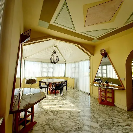 вилла айсберг Liguria Mare *
